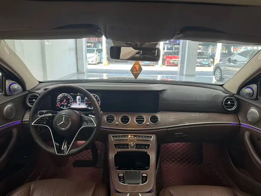 Mercedes-Benz E-Class 2017 E 300 L Luxury Model купить на сайте DeffCars