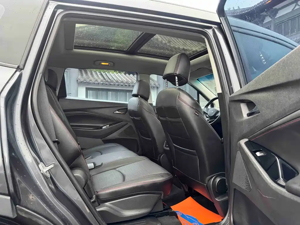 Volando 2020 mild hybrid Redline 530T automatic Yaoxiang version (5+2 models) купить на сайте DeffCars