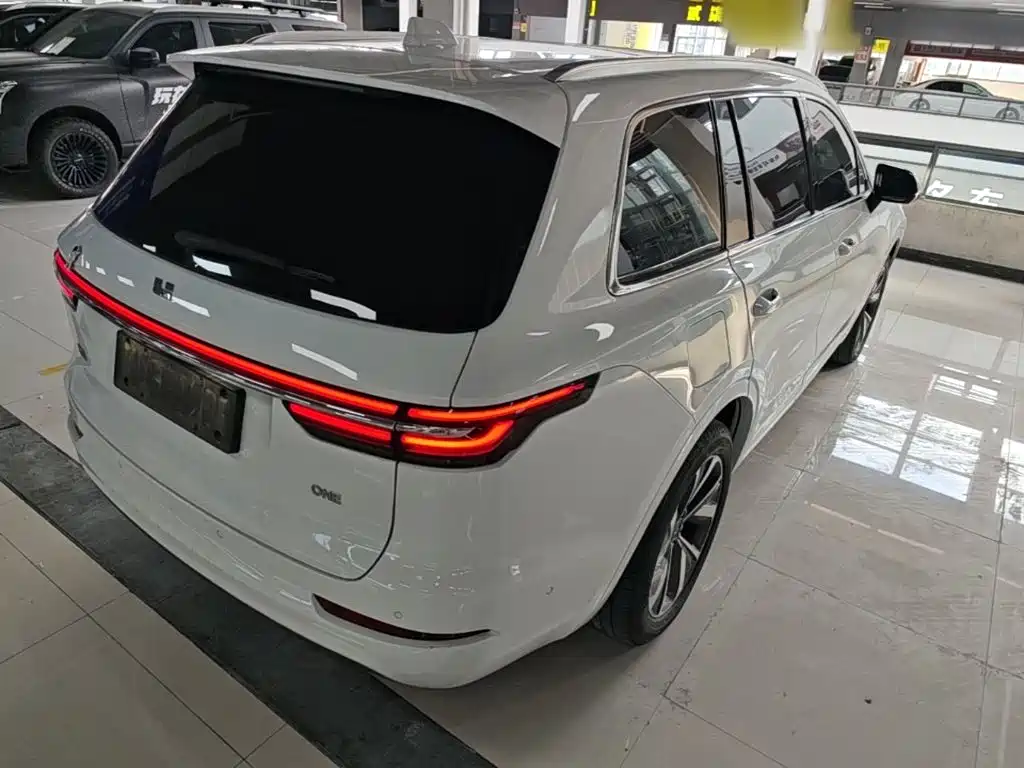 Ideal ONE 2021 extended range 6-seater version купить на сайте DeffCars
