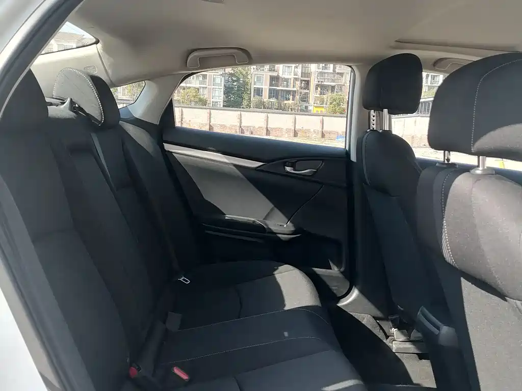 Civic 2019 220TURBO CVT Dynamic Edition National V купить на сайте DeffCars