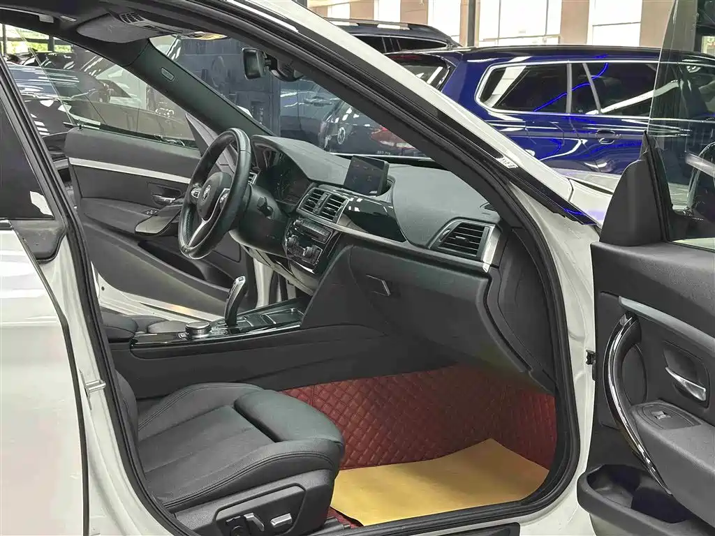 BMW 3 Series GT 2019 320i M Sports Package купить на сайте DeffCars
