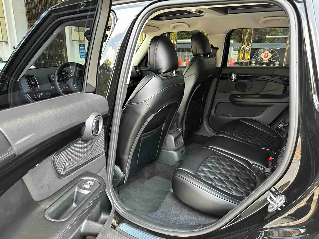 MINI COUNTRYMAN 2018 1.5T COOPER ALL4 Classic купить на сайте DeffCars