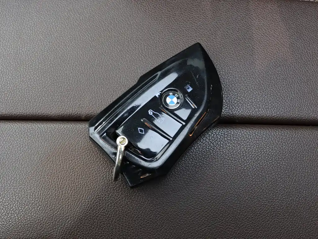 BMW 5 Series 2021 facelift 525Li luxury package купить на сайте DeffCars