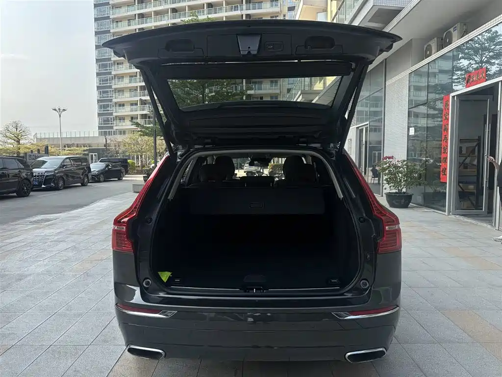 Volvo XC60 2020 T5 four-wheel drive Zhiyi Luxury Edition купить на сайте DeffCars