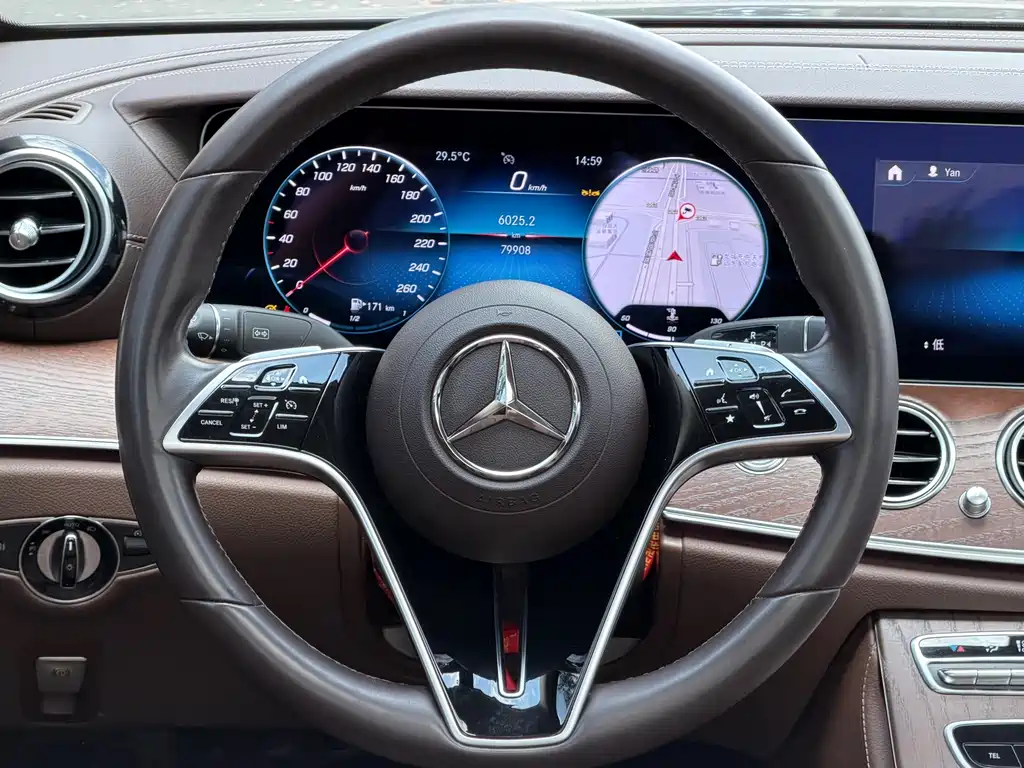 Mercedes-Benz E-Class 2023 E 300 L Luxury Model купить на сайте DeffCars