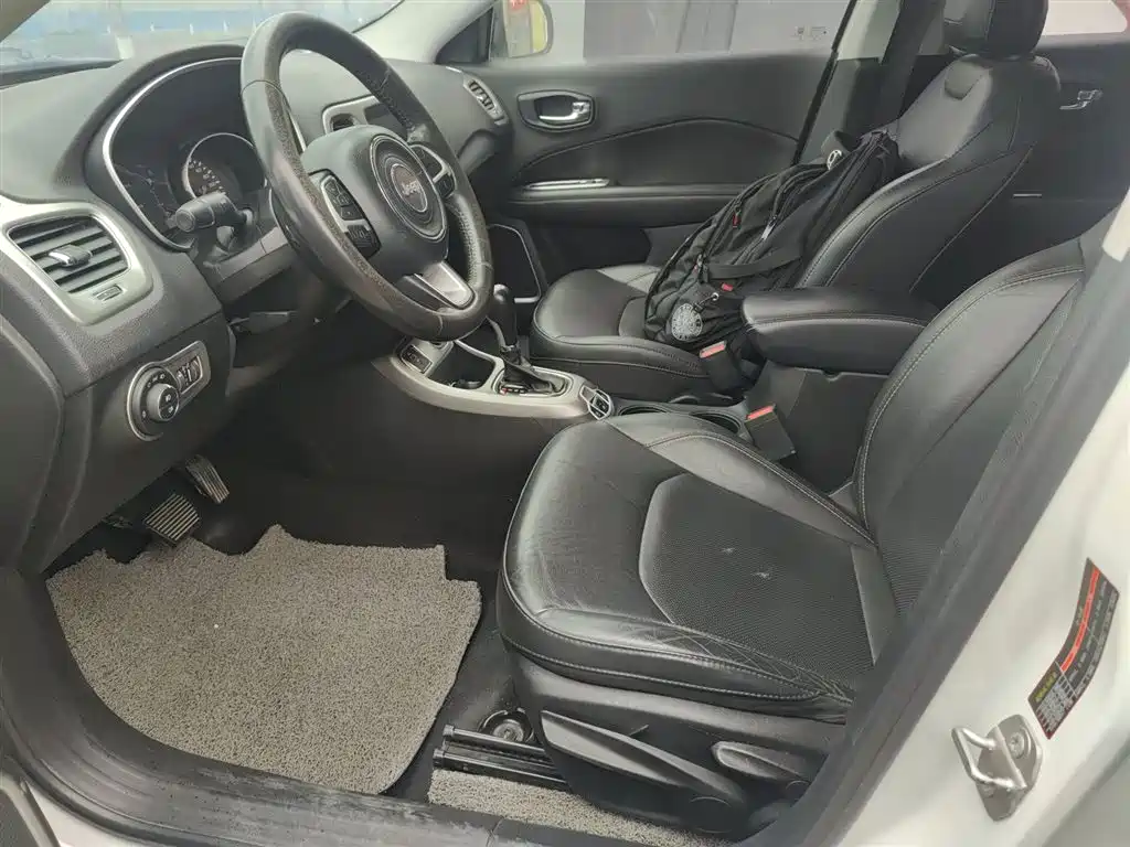 Compass 2017 200T Automatic Home Edition купить на сайте DeffCars