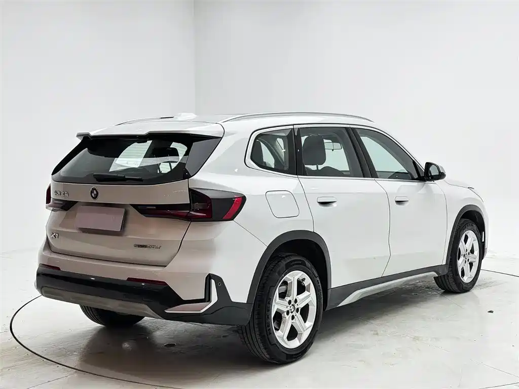 BMW X1 2023 sDrive20Li X Design Package купить на сайте DeffCars