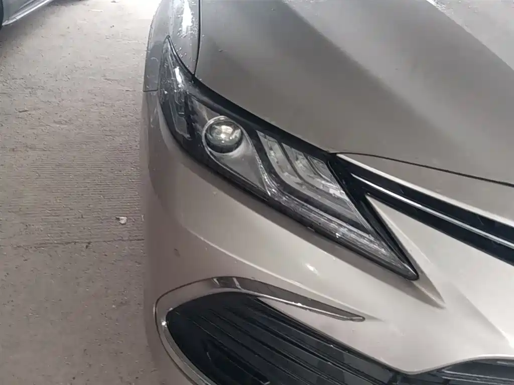 Camry 2021 2.0G Deluxe Edition купить на сайте DeffCars