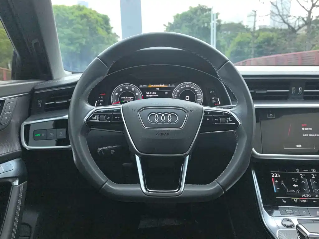 Audi A6L 2021 55 TFSI quattro exclusive dynamic model купить на сайте DeffCars
