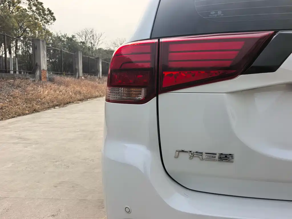 Outlander 2021 2.4L four-wheel drive solar version 5 seats купить на сайте DeffCars