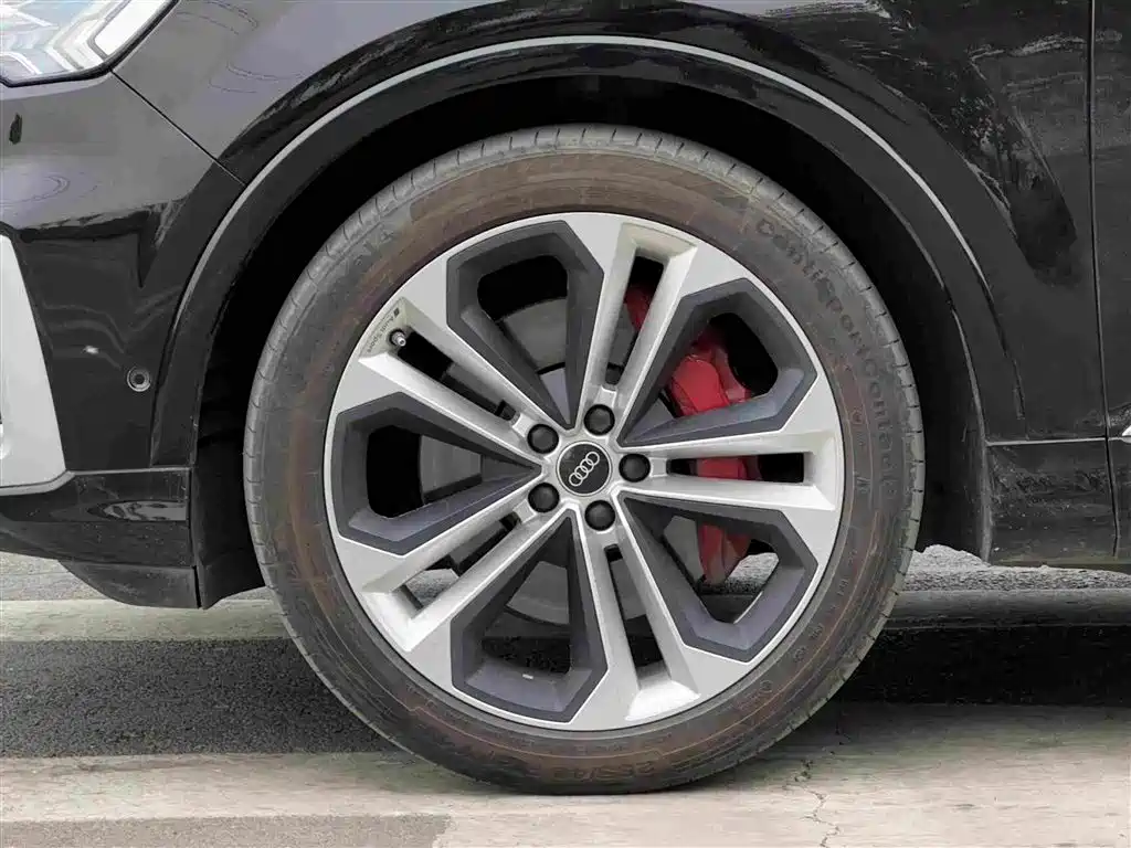 Audi Q7 2023 55 TFSI quattro S premium model купить на сайте DeffCars