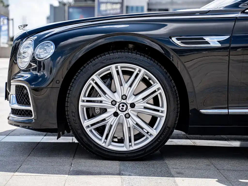 Flying Spur 2022 4.0T V8 Standard Edition купить на сайте DeffCars