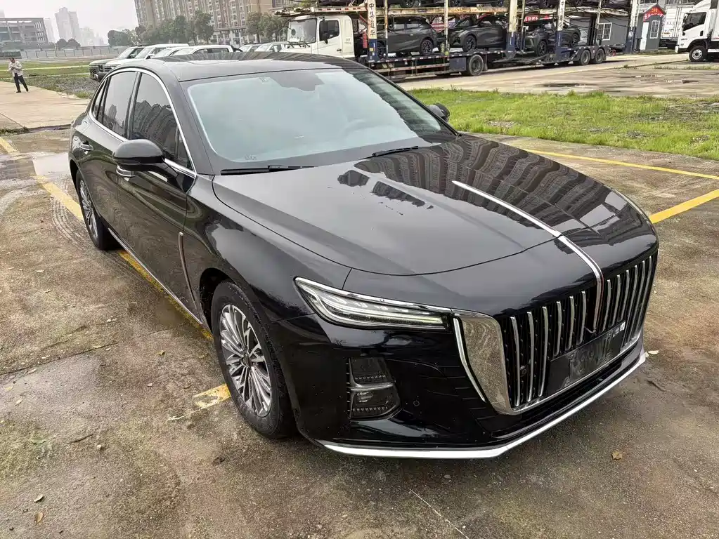 Hongqi H5 2023 1.5T DCT Zhilian Qiyun Edition купить на сайте DeffCars