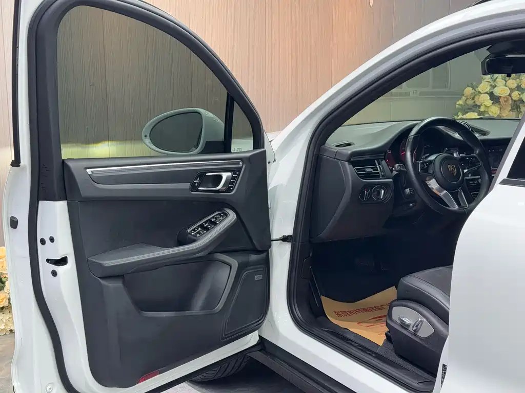 Macan 2021 Macan 2.0T купить на сайте DeffCars