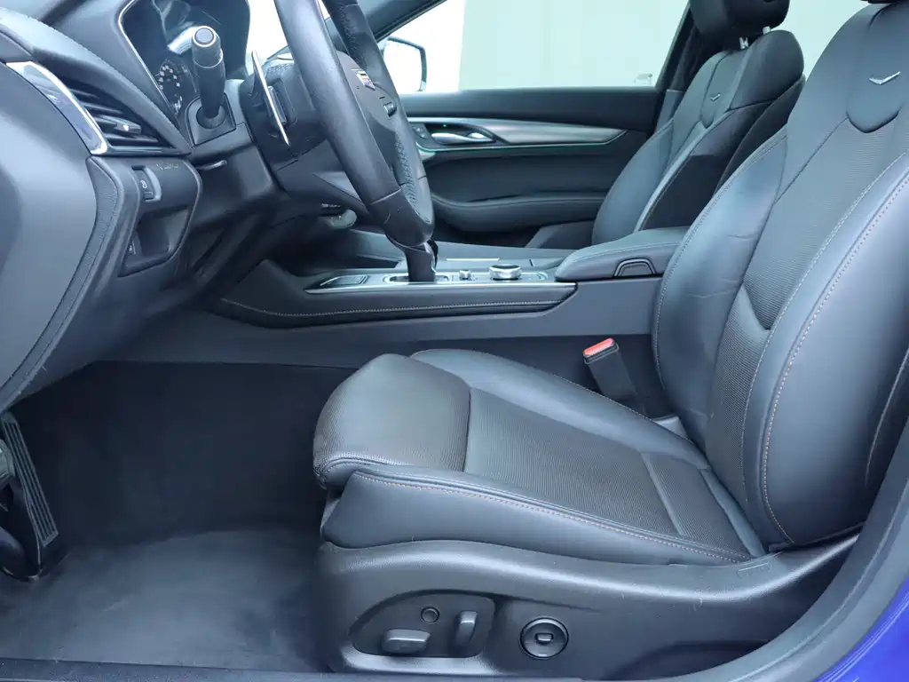 Cadillac CT5 2020 facelift 28T leading sports model купить на сайте DeffCars