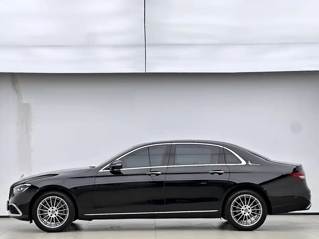 Mercedes-Benz E-Class 2023 E 260 L купить на сайте DeffCars