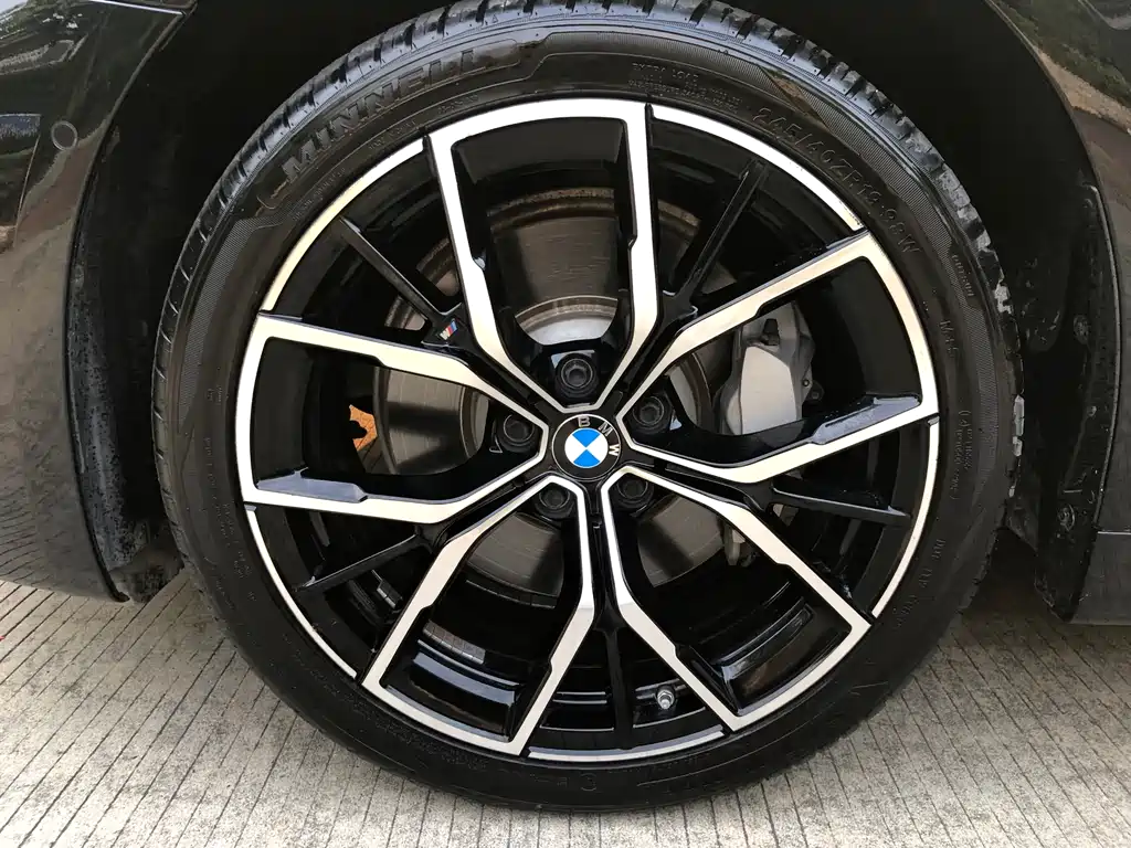 BMW 5 Series 2023 facelift 530Li exclusive M sports package купить на сайте DeffCars