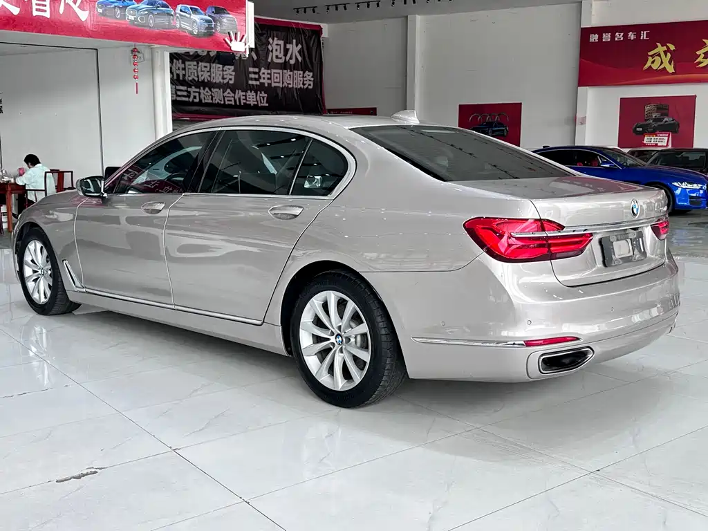 BMW 7 Series 2017 730Li Luxury купить на сайте DeffCars