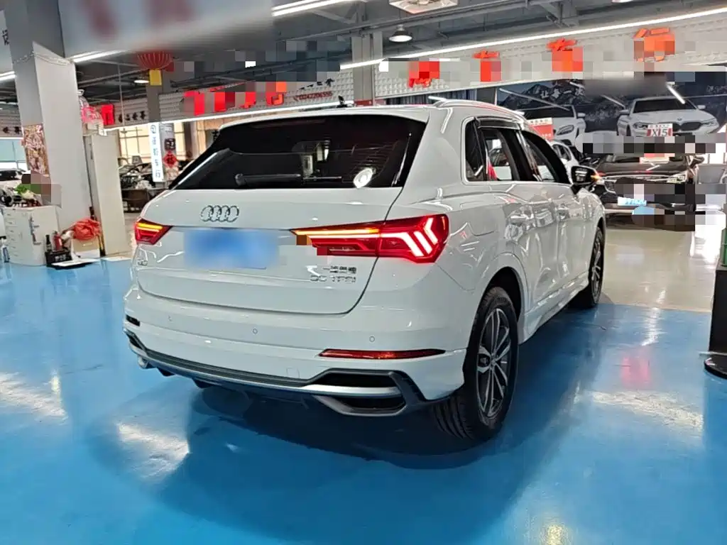 Audi Q3 2020 35 TFSI aggressive and dynamic купить на сайте DeffCars