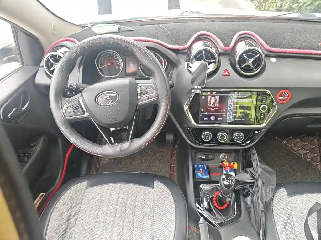 Soueast DX3 2016 1.5L Manual Premium купить на сайте DeffCars