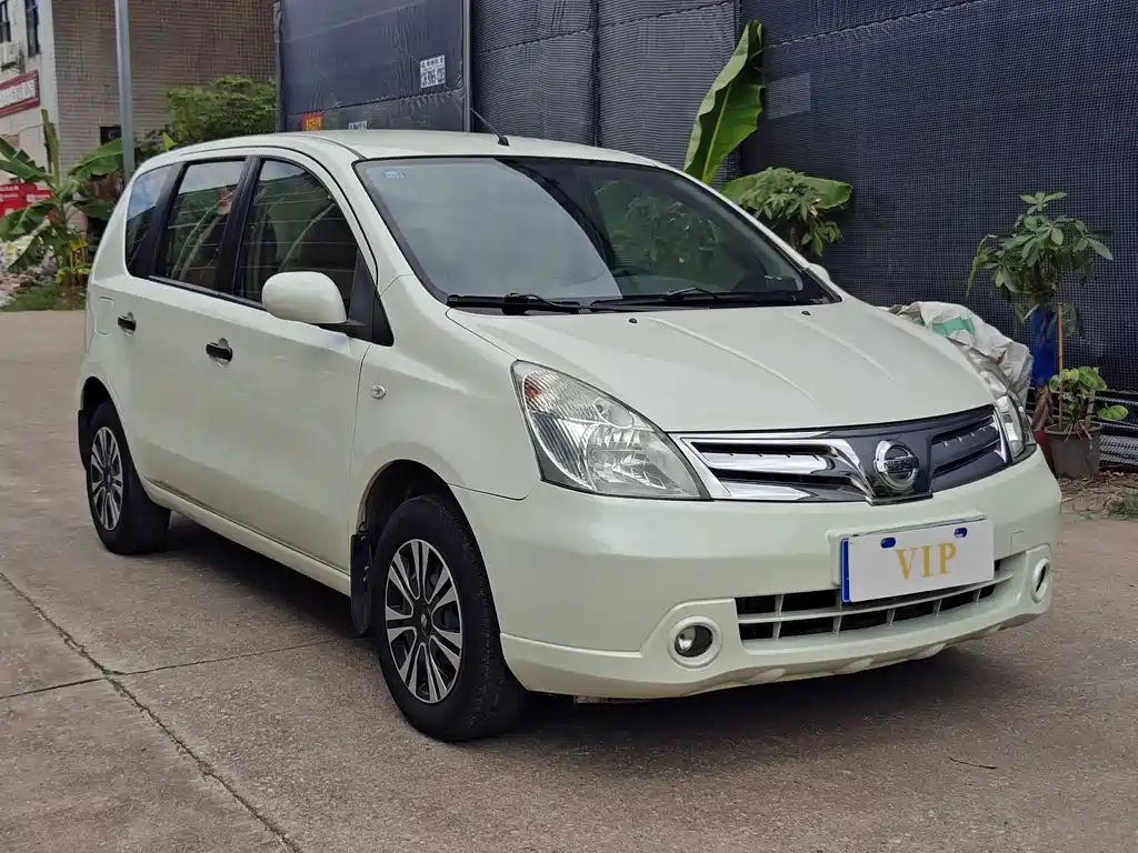 Livina 2010 Jinyue Edition 1.6L Automatic Super Type купить на сайте DeffCars