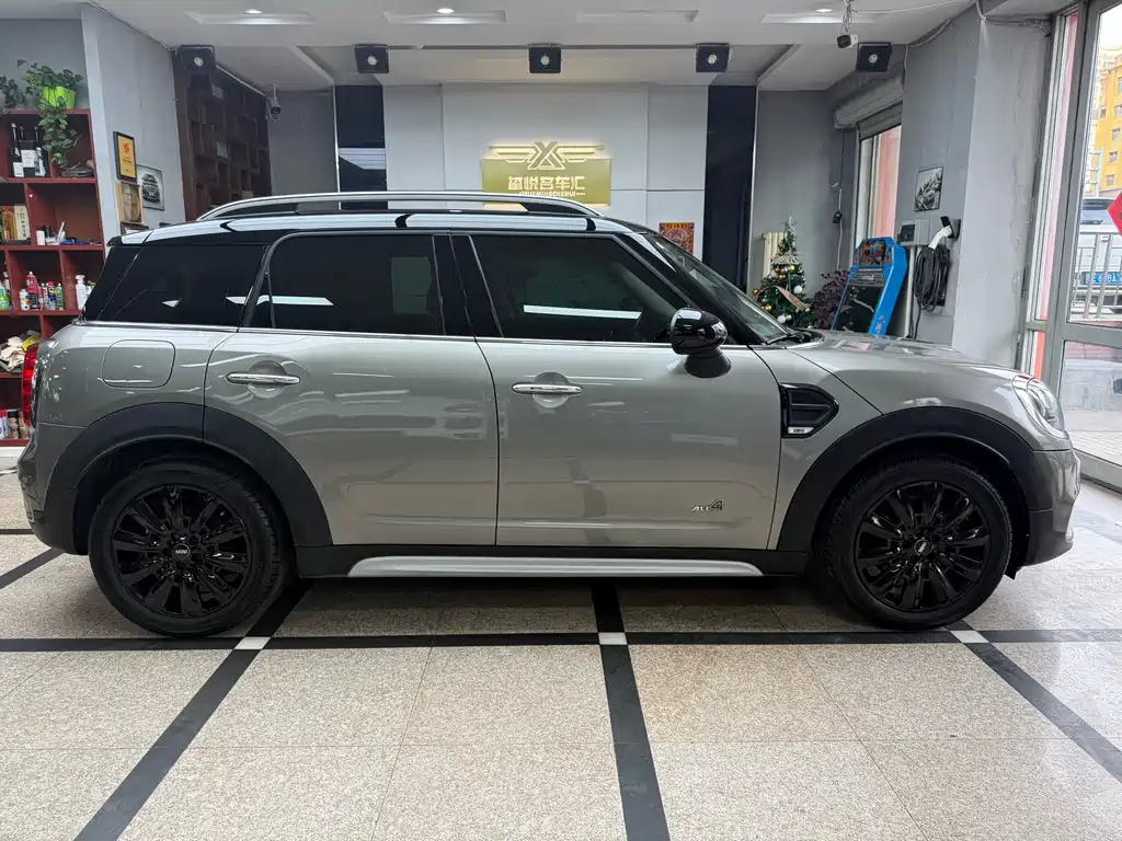 MINI COUNTRYMAN 2018 1.5T COOPER ALL4 Artist купить на сайте DeffCars