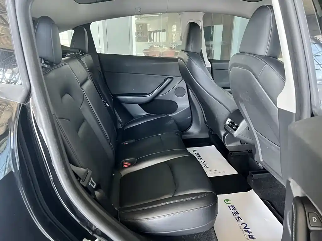 Model Y 2024 rear-wheel drive version купить на сайте DeffCars