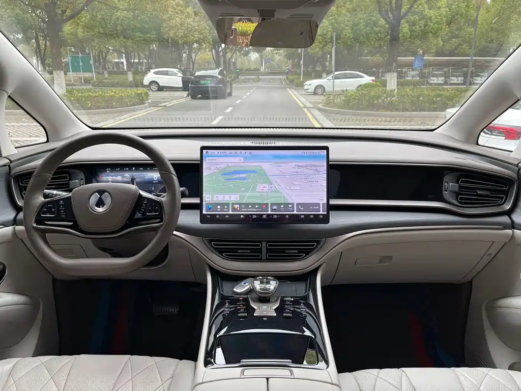 Denza D9 2022 DM-i 970 four-wheel drive premium model купить на сайте DeffCars
