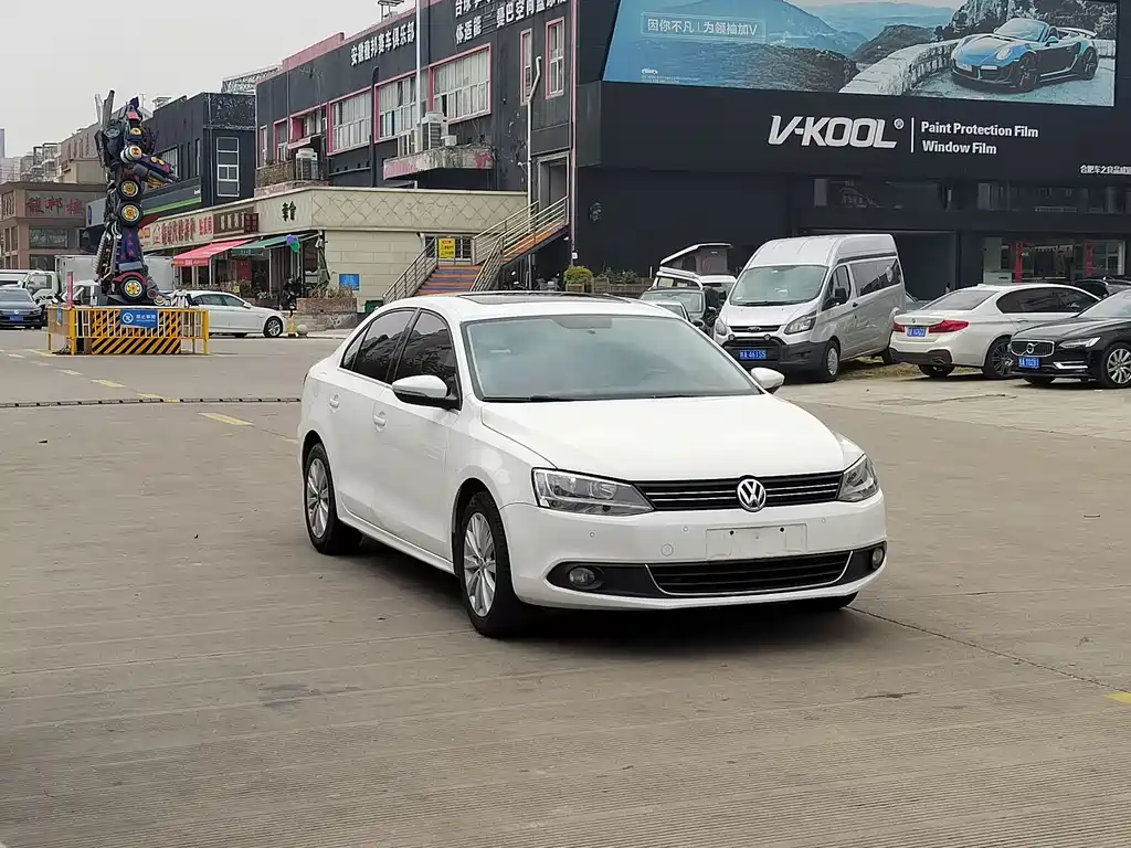 Sagitar 2014 1.4TSI automatic luxury model купить на сайте DeffCars