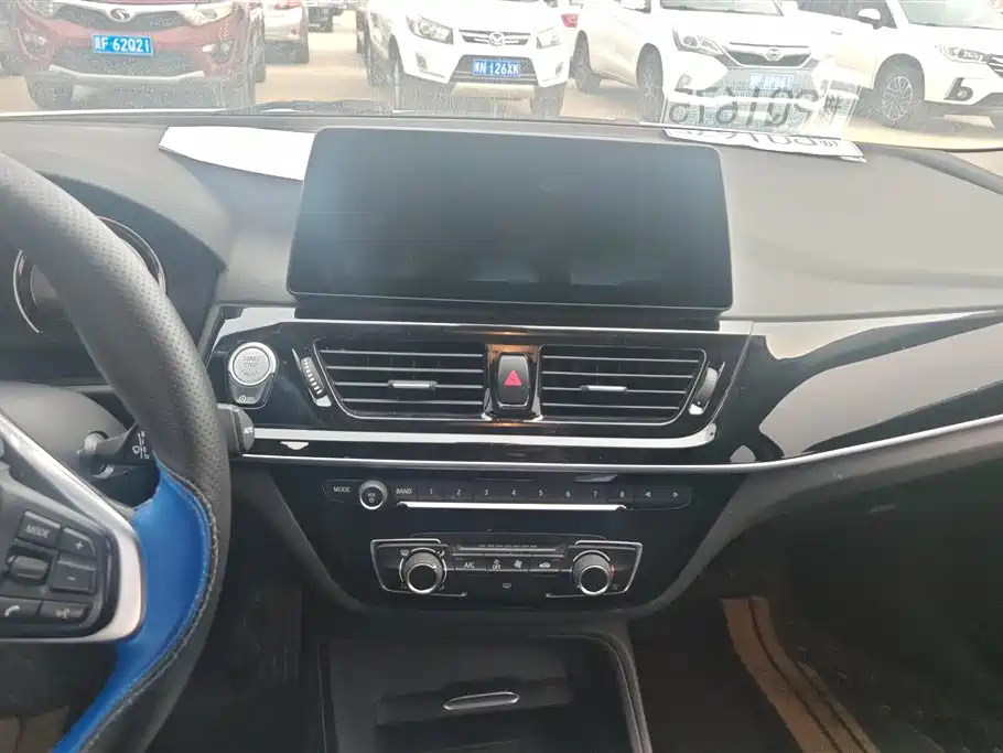 BMW 1 Series 2021 facelift 120i M sports version купить на сайте DeffCars