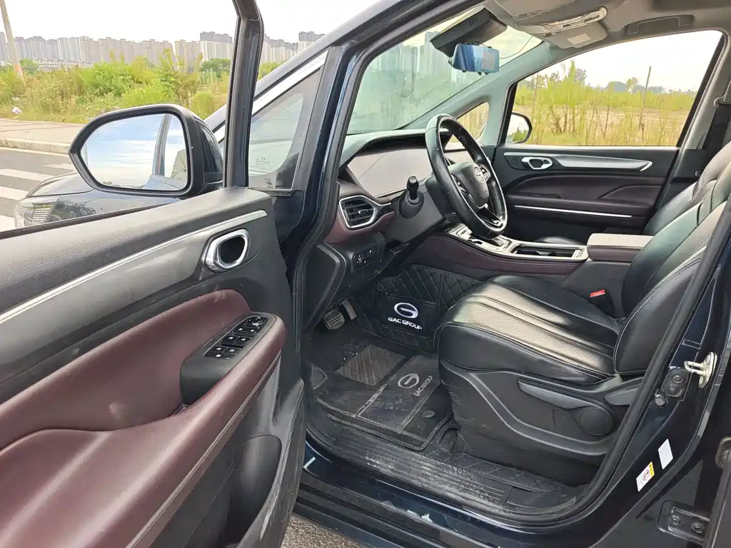 Trumpchi M6 2021 270T DCT Deluxe Edition (seven seats) купить на сайте DeffCars