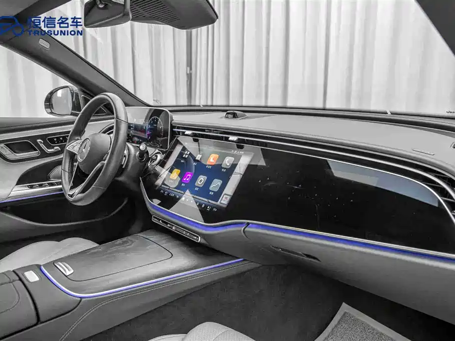 Mercedes-Benz E-Class 2024 E 300 L Luxury Model купить на сайте DeffCars