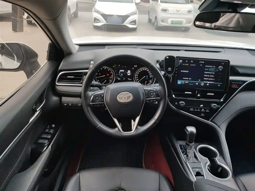 Camry 2021 2.0G Deluxe Edition купить на сайте DeffCars