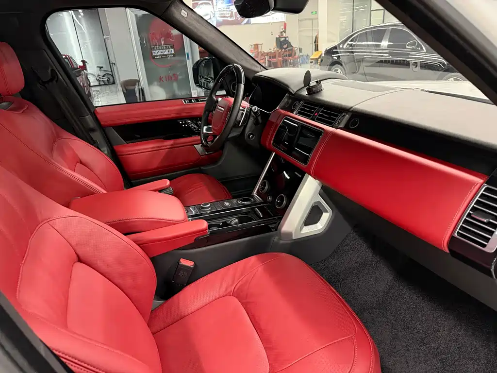 Range Rover 2022 3.0 L6 400PS Honor Creation Extended Edition купить на сайте DeffCars