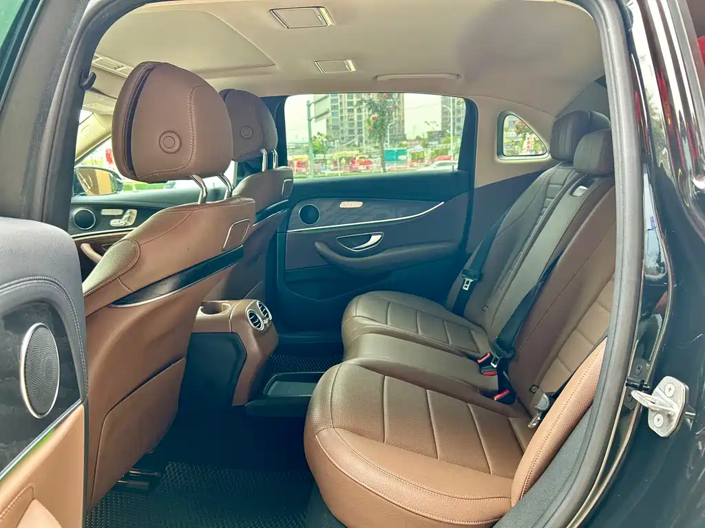 Mercedes-Benz E-Class 2017 E 300 L Luxury Model купить на сайте DeffCars
