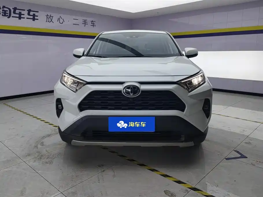 RAV4 Rongfang 2023 2.0L CVT two-wheel drive fashion version купить на сайте DeffCars