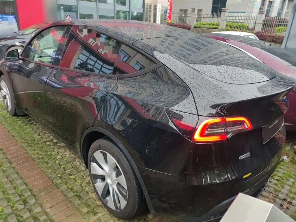 Model Y 2022 facelift rear-wheel drive version купить на сайте DeffCars