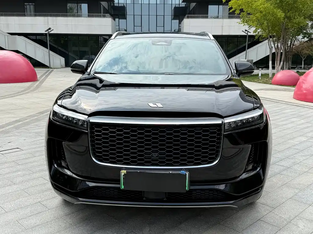 Ideal ONE 2021 extended range 6-seater version купить на сайте DeffCars