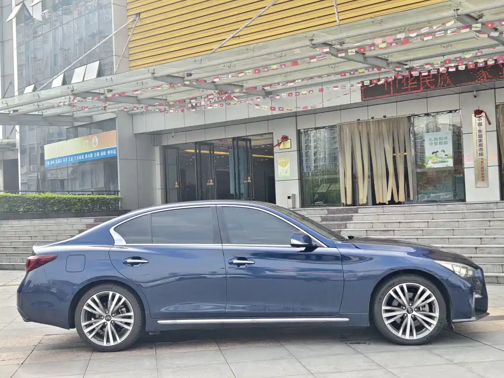 Infiniti Q50L 2022 2.0T Premium Edition купить на сайте DeffCars