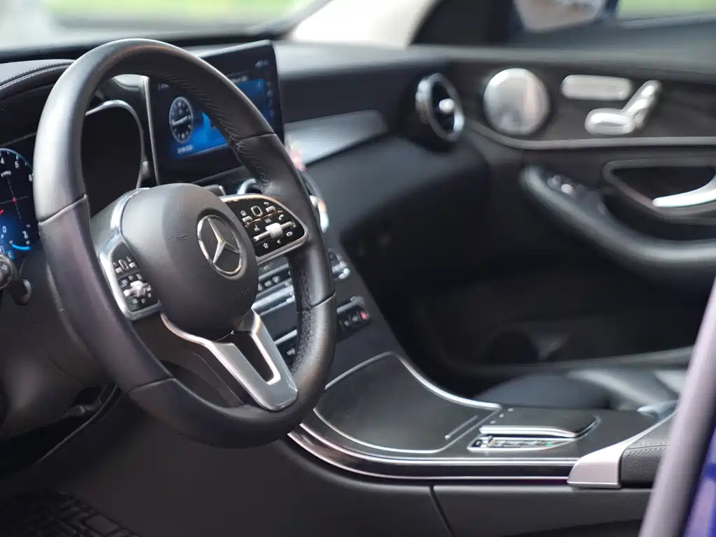 Mercedes-Benz C-Class 2019 facelift C 260 L sports version купить на сайте DeffCars