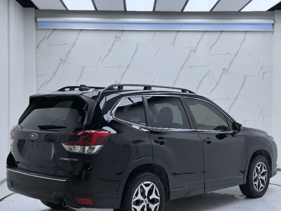 Forester 2022 2.0i AWD Deluxe Edition EyeSight купить на сайте DeffCars