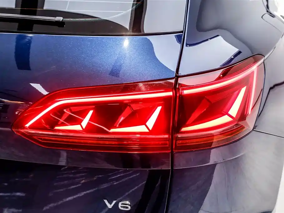 Touareg 2023 3.0TSI Ruixiang Edition Obsidian Sports Package купить на сайте DeffCars