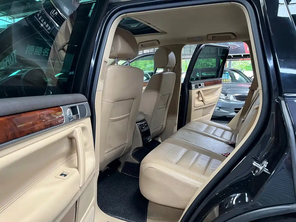 Touareg 2007 3.6L standard model купить на сайте DeffCars