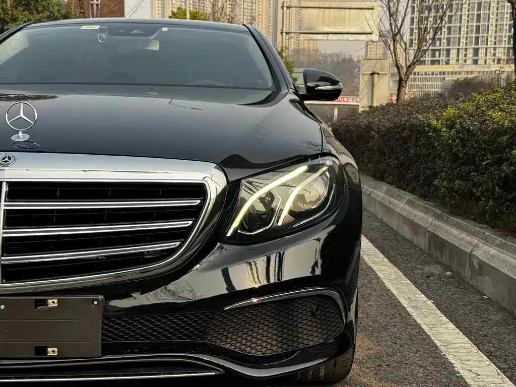 Mercedes-Benz E-Class 2016 E 200 L Sports купить на сайте DeffCars