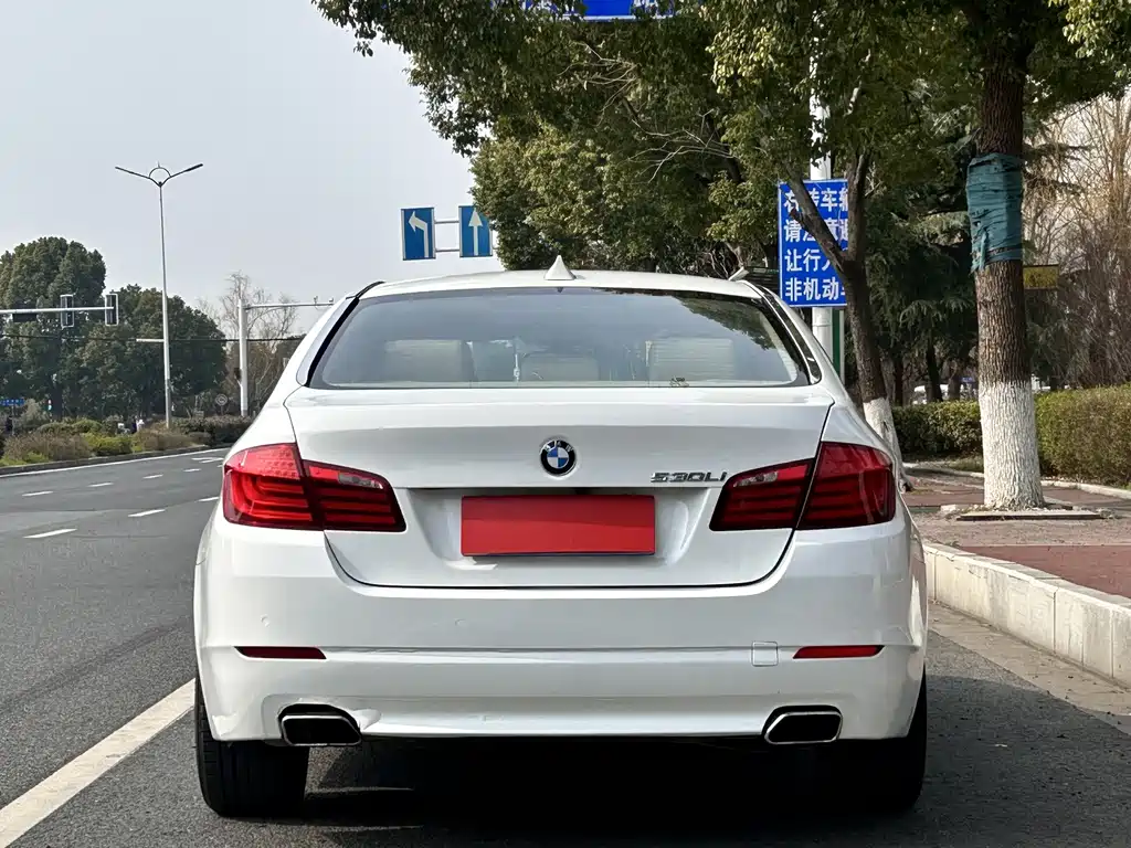 BMW 5 Series 2012款 523Li 领先型 купить на сайте DeffCars