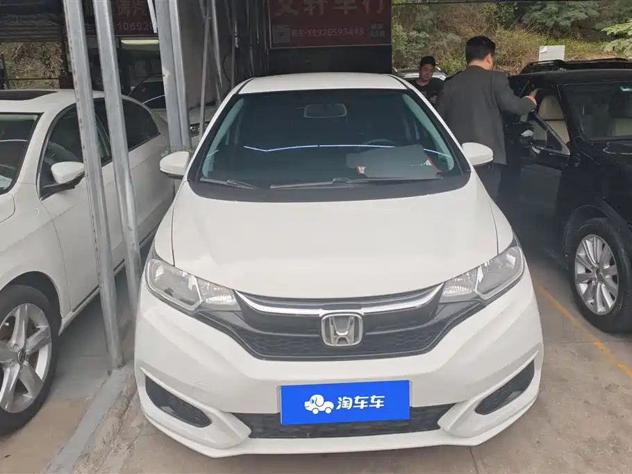 Fit 2018 1.5L CVT Comfort Edition купить на сайте DeffCars