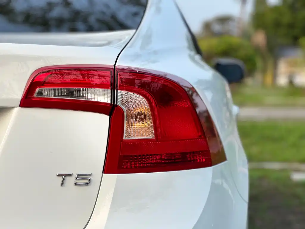 Volvo S60 2019 S60L facelift T5 Smart Elite Edition купить на сайте DeffCars
