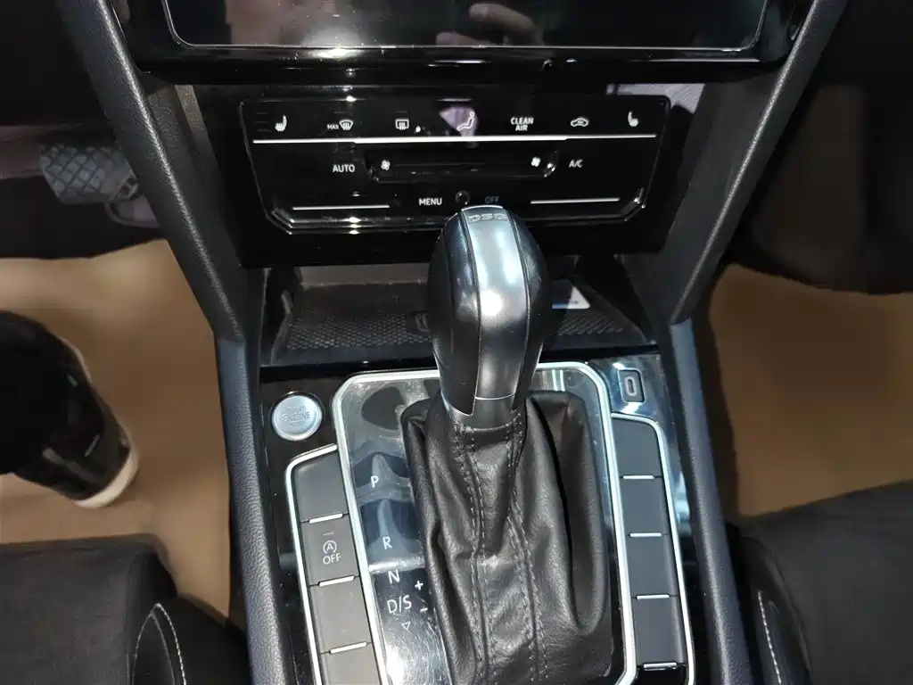 Magotan 2020 330TSI DSG luxury model купить на сайте DeffCars
