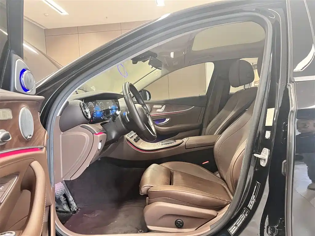 Mercedes-Benz E-Class 2021 facelift E 260 L купить на сайте DeffCars