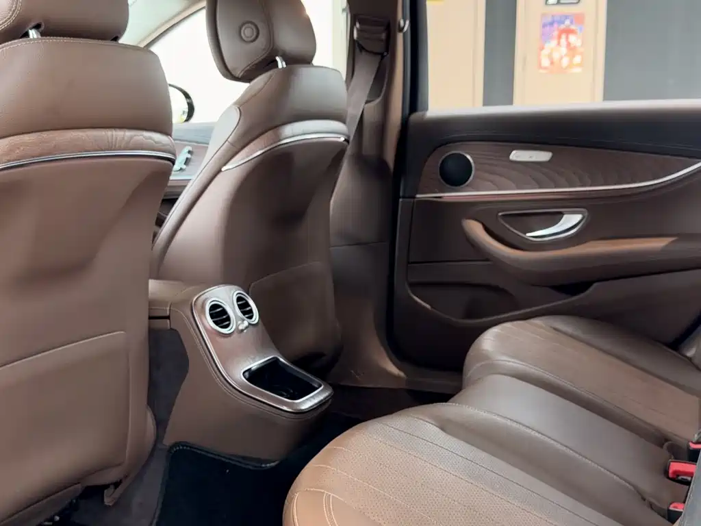 Mercedes-Benz E-Class 2021 facelift E 260 L купить на сайте DeffCars